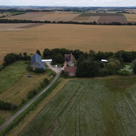 Vignoux-sous-les-AixLa Petite Noue住宿加早餐旅馆 外观 照片